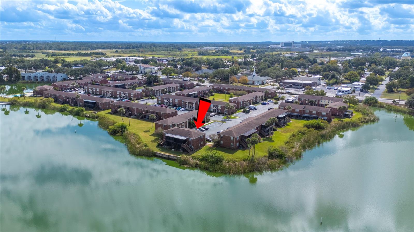 LAKE BENTLEY SHORES CONDO PH 01 - Residential