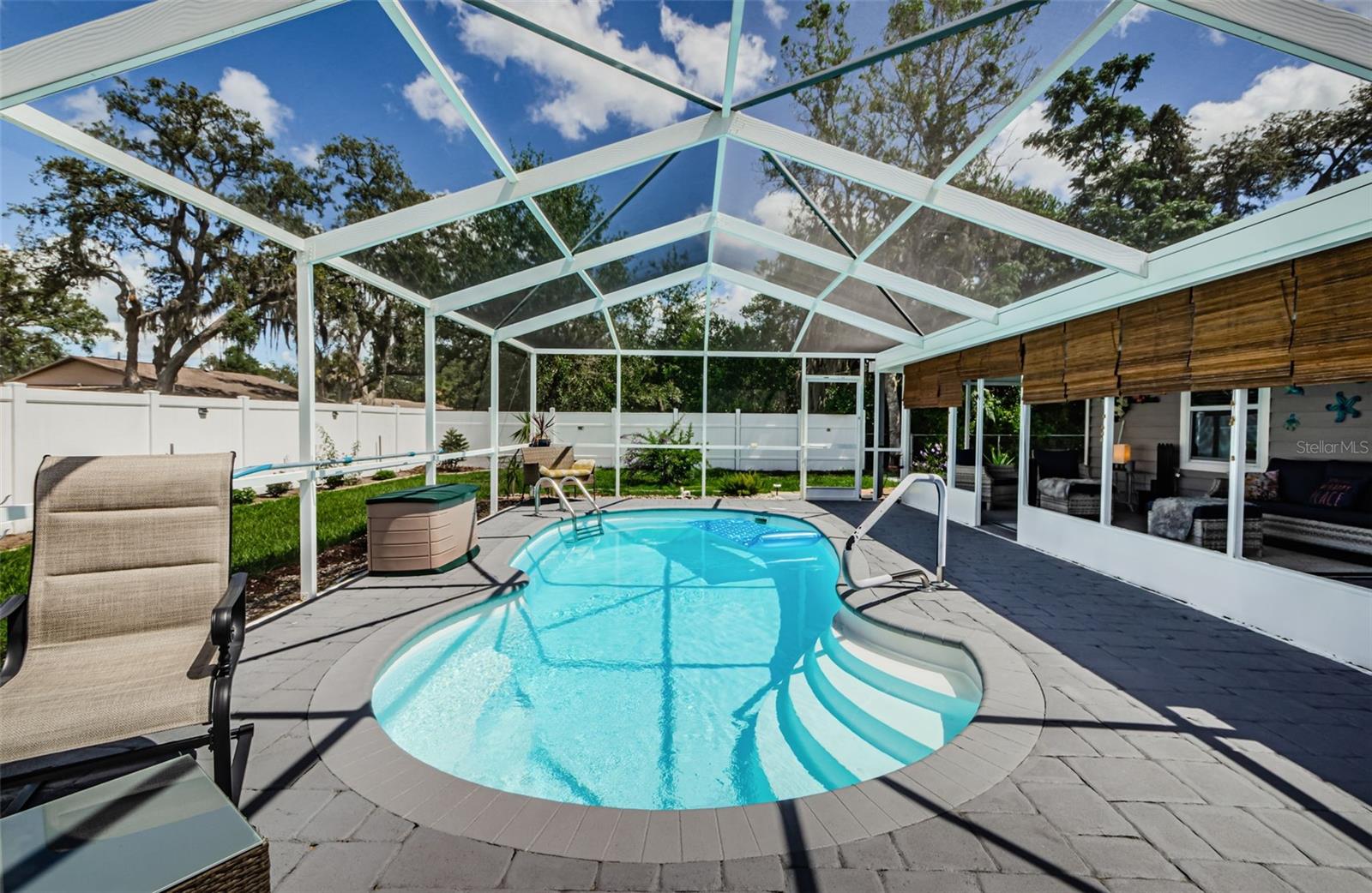 SPRING HILL UNIT 4 BLK 188 LOT 23 - Residential