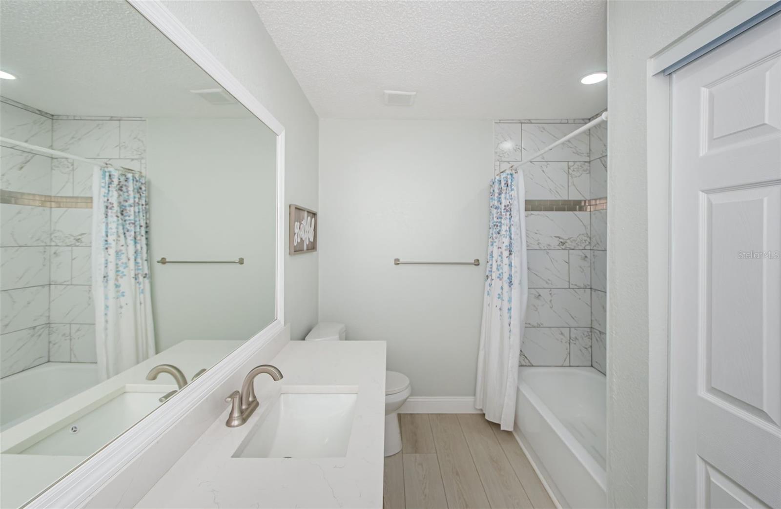 SPRING HILL UNIT 4 BLK 188 LOT 23 - Residential