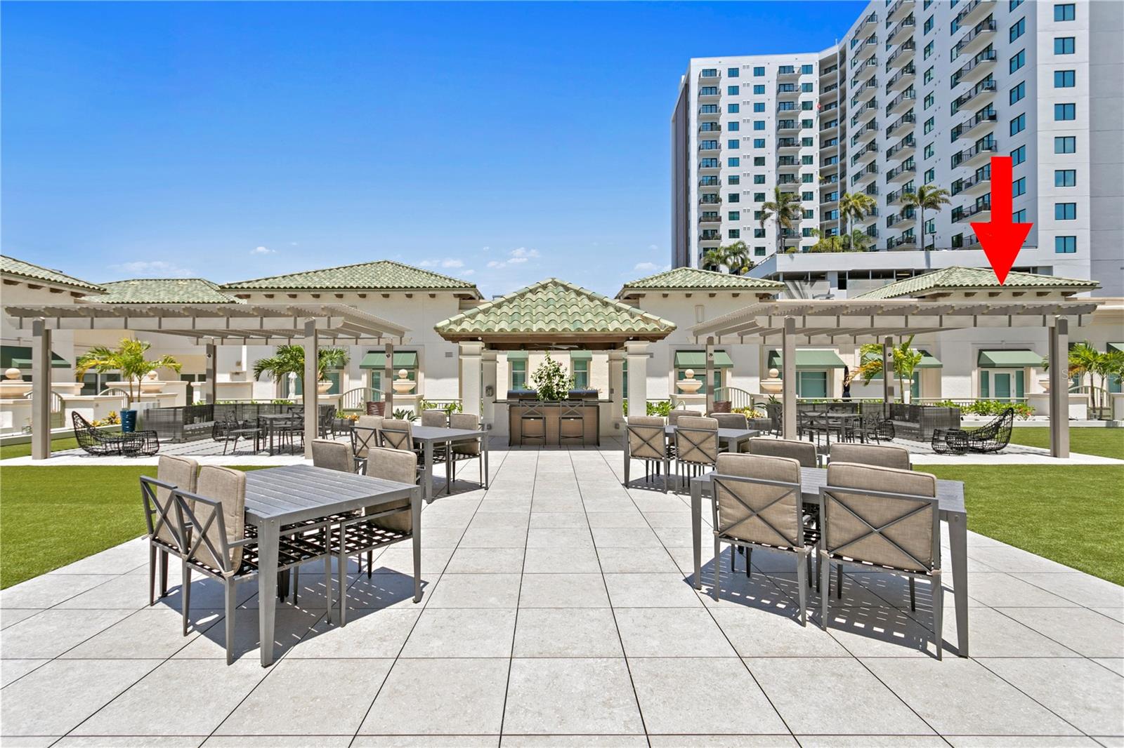 450 KNIGHTS RUN AVENUE 407