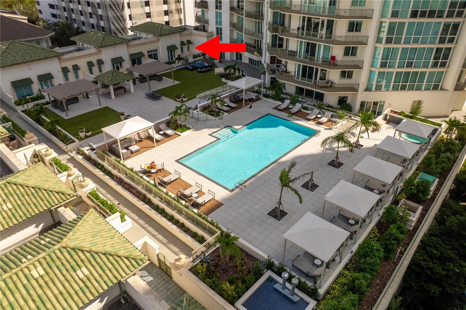 450 KNIGHTS RUN AVENUE 407