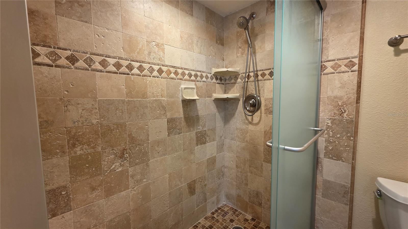 EMERALD POINTE PH 01 - Residential