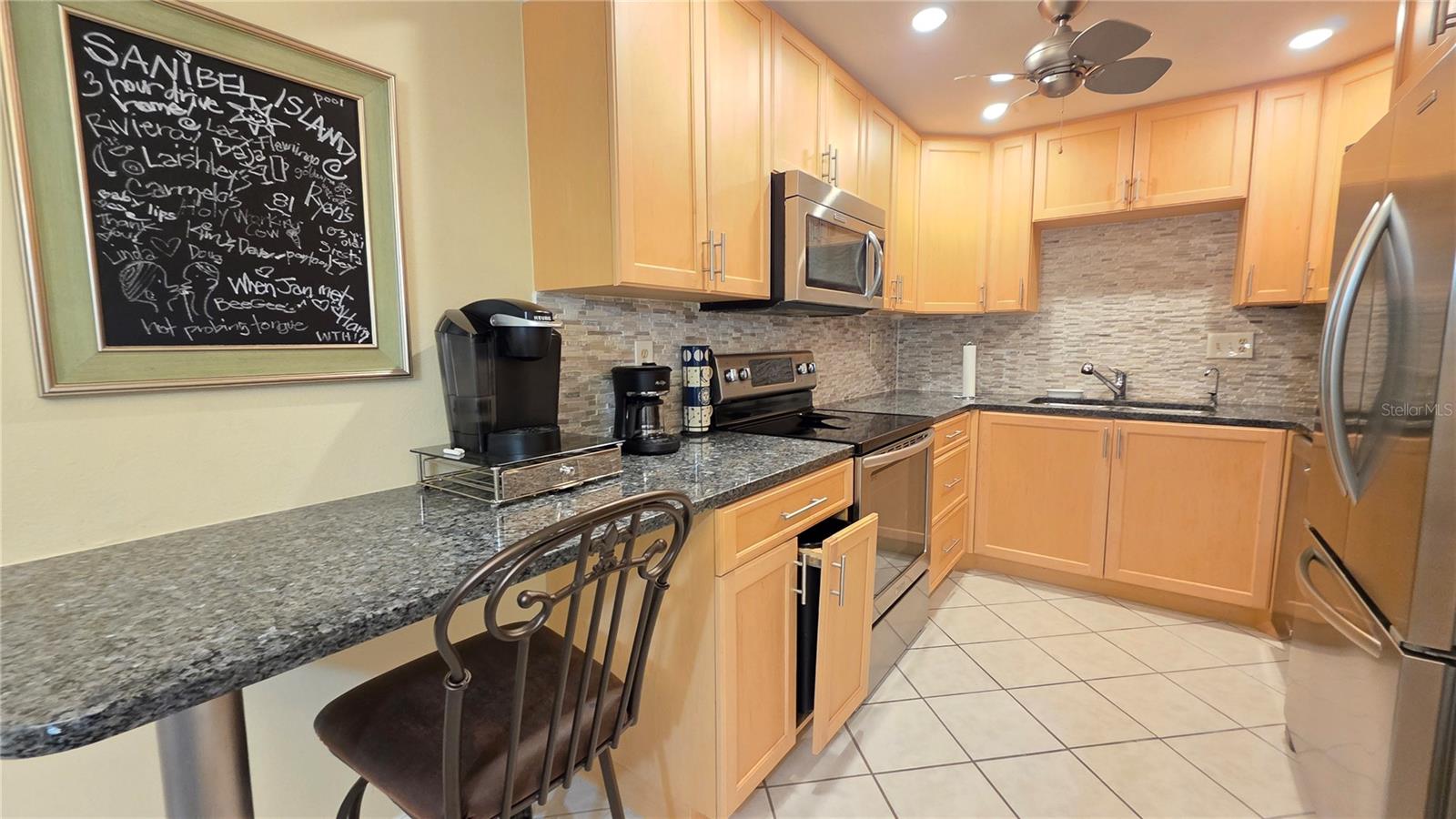 EMERALD POINTE PH 01 - Residential