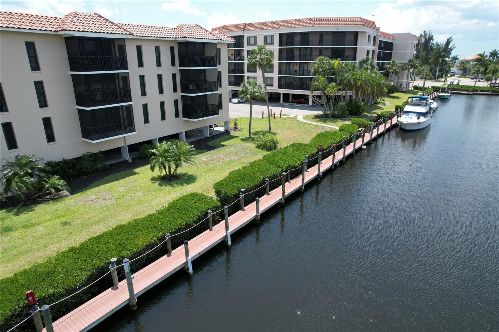 EMERALD POINTE PH 01 - Residential
