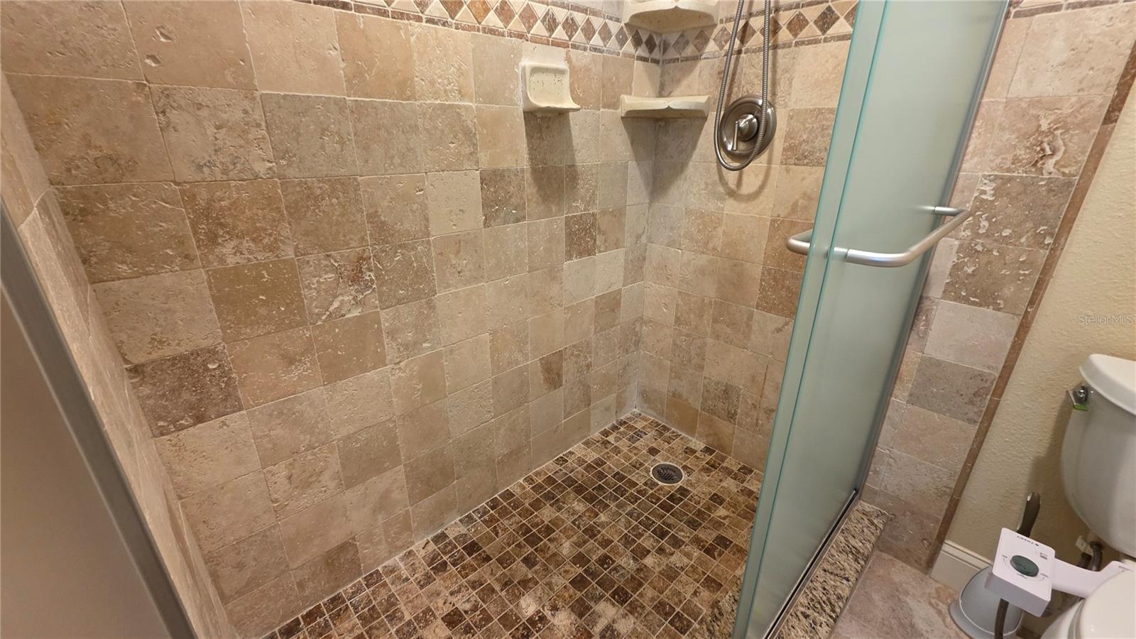 EMERALD POINTE PH 01 - Residential
