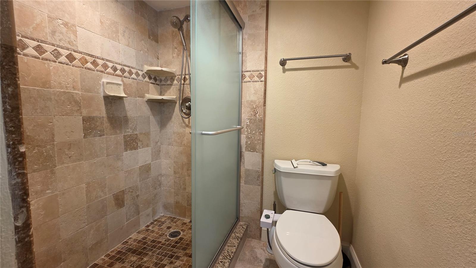 EMERALD POINTE PH 01 - Residential