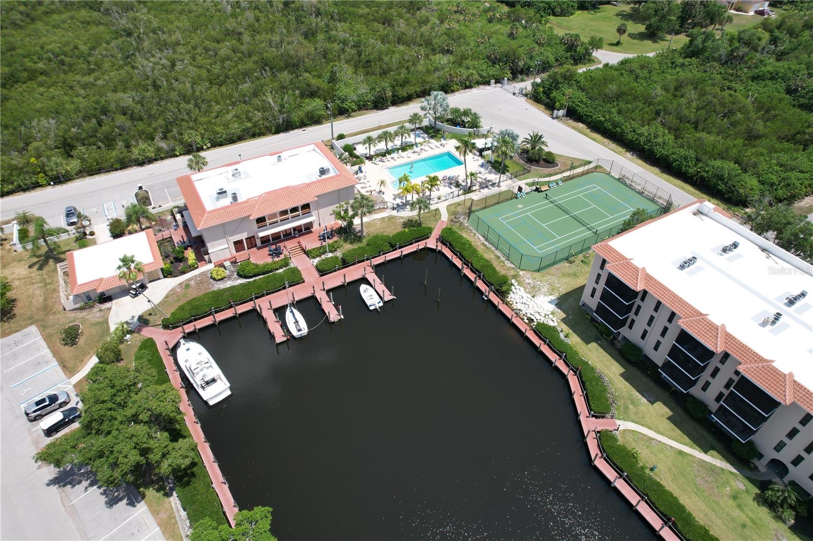 EMERALD POINTE PH 01 - Residential