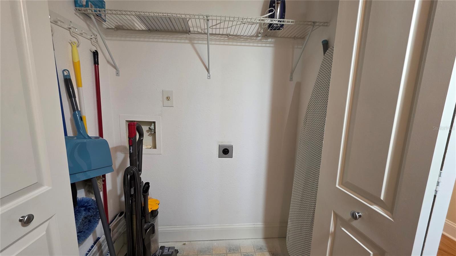 EMERALD POINTE PH 01 - Residential