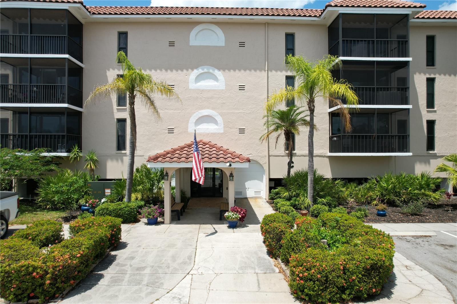 EMERALD POINTE PH 01 - Residential