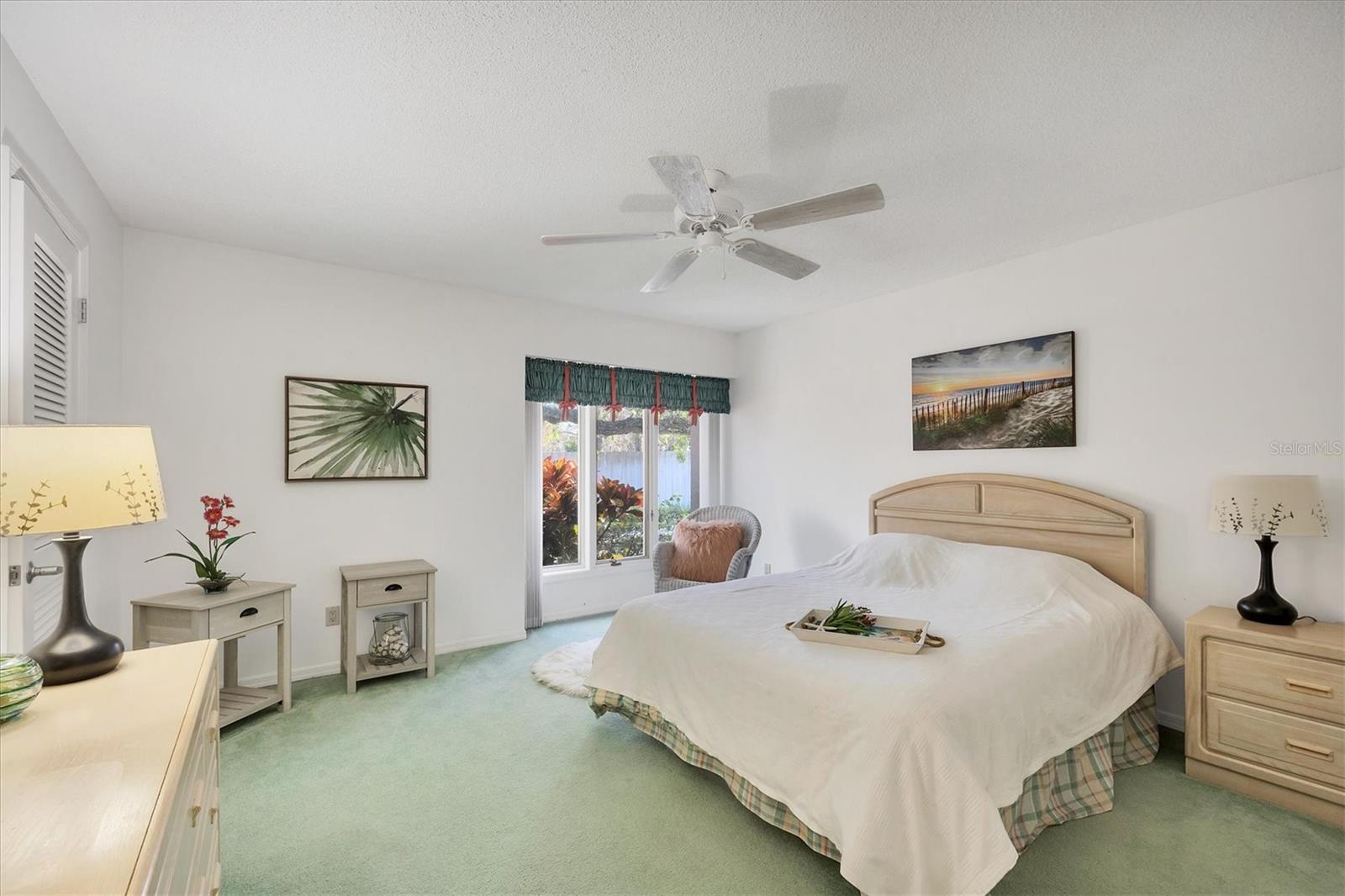 LAKESHORE VILLAGE SOUTH - Residential