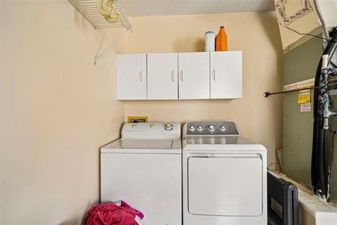 Tiny photo for 17167 SE 76th Boxbury Ct, The Villages, FL 32162 (MLS # TB8505329)