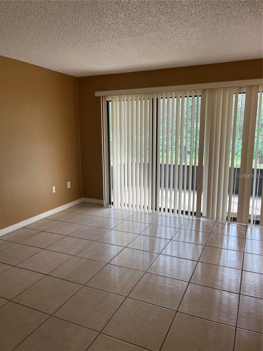 5109 EAGLESMERE DRIVE 11A