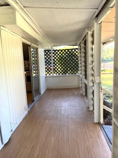 RUNNYMEDE NORTH HALF TOWN OF - Residential Lease