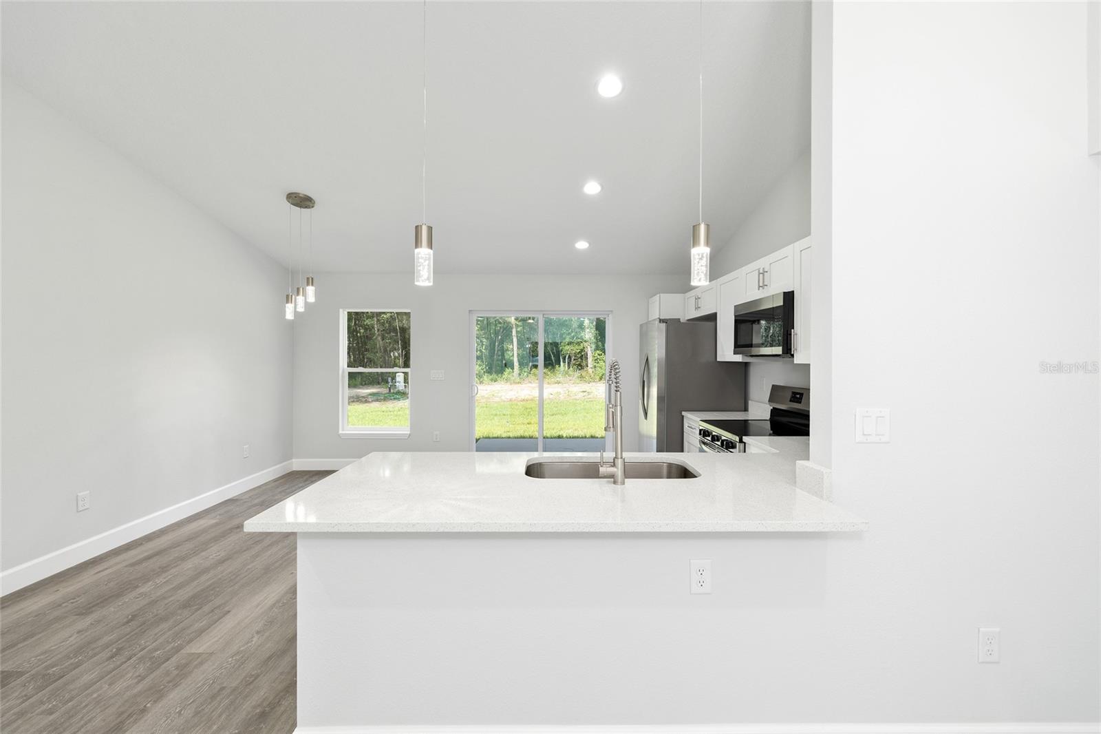 ROLLING RANCH ESTATE - Residential