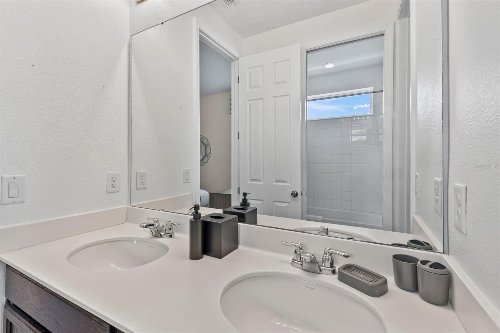 SOLARA RESORT - Residential