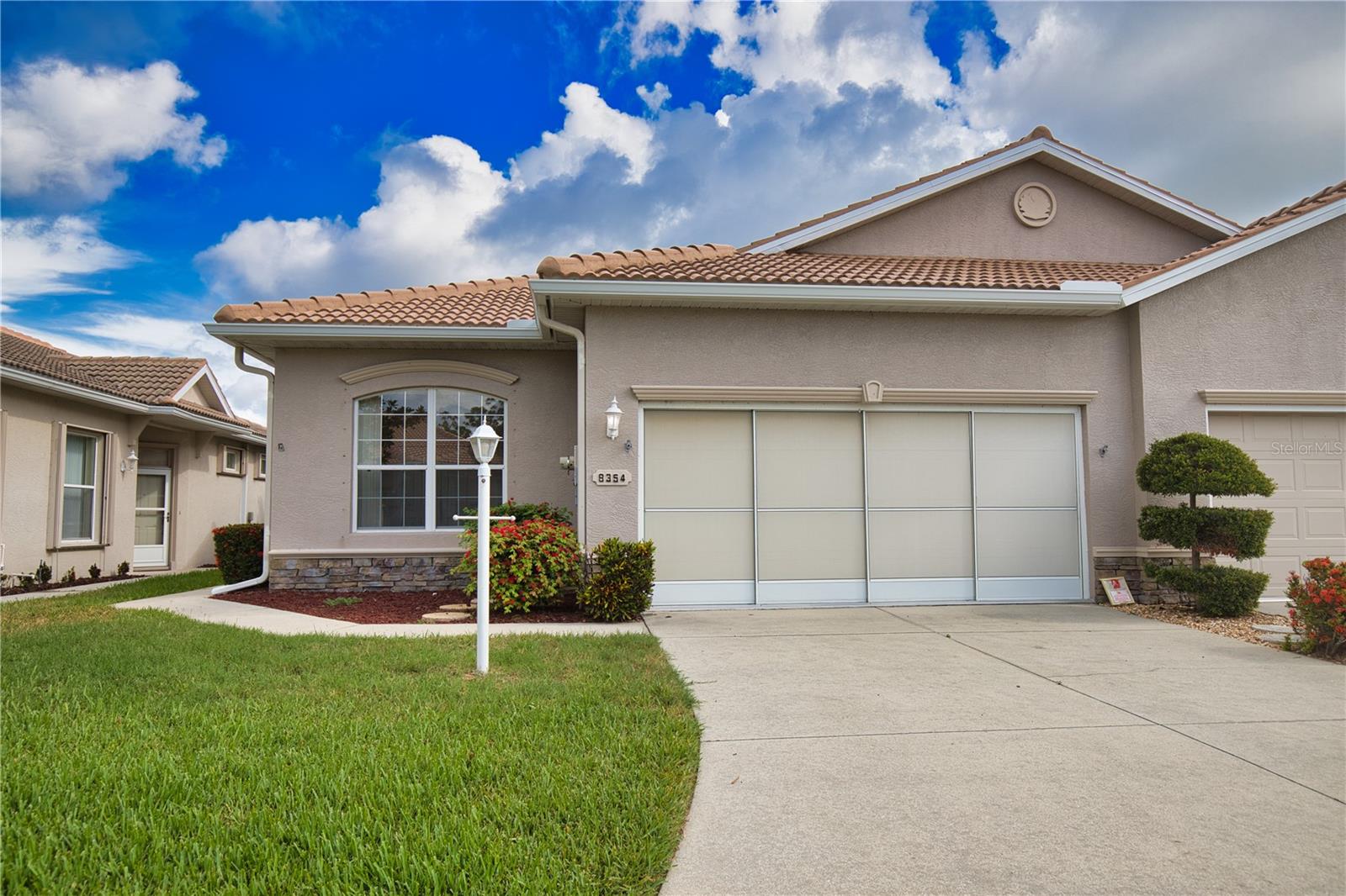 8354 PALMETTO COURT