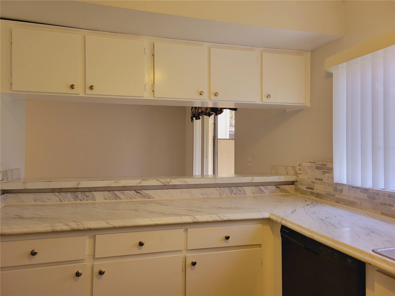 TOWNHOMES OF LAKE SEMINOLE - Residential Lease