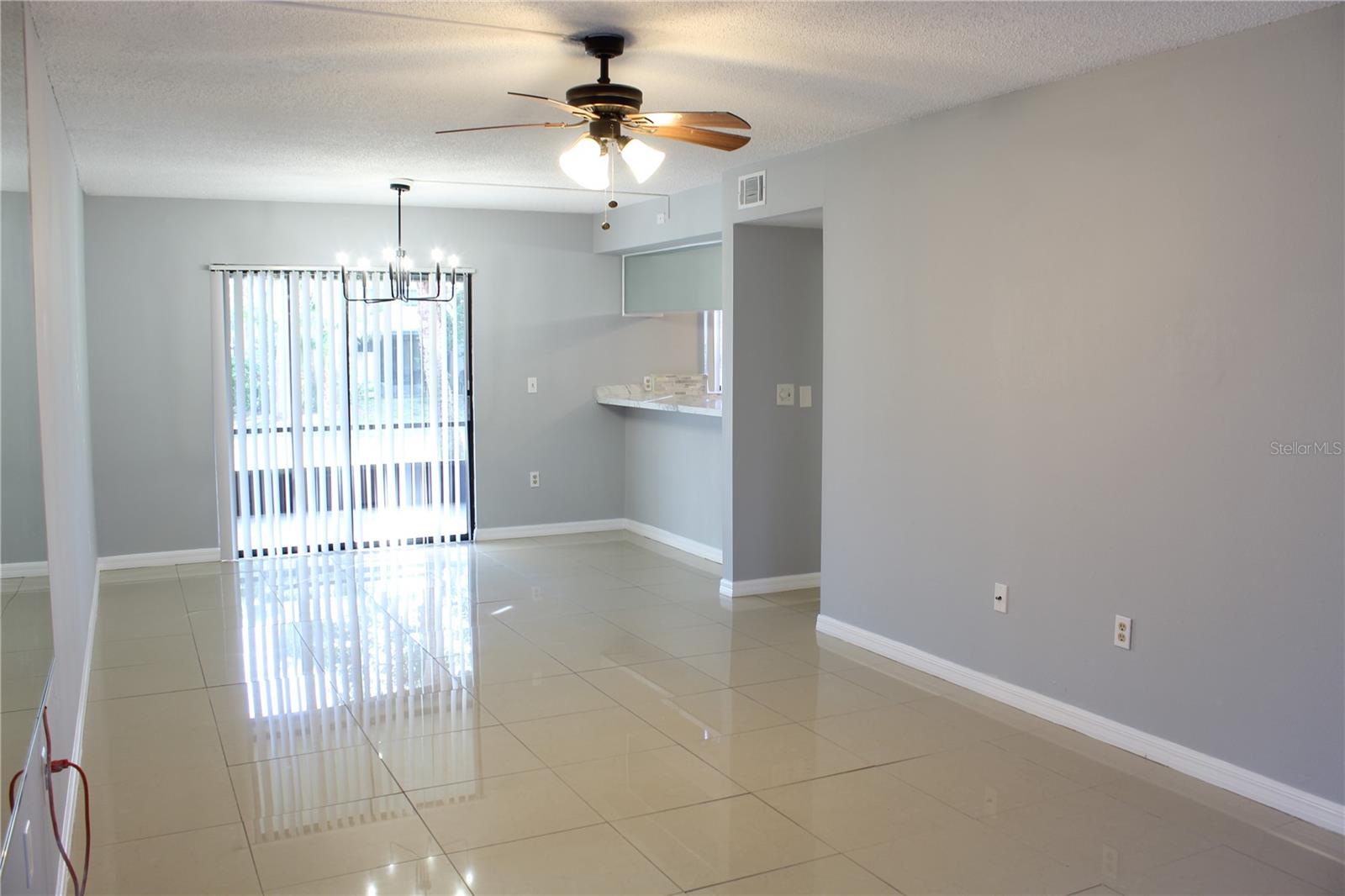 TOWNHOMES OF LAKE SEMINOLE - Residential Lease