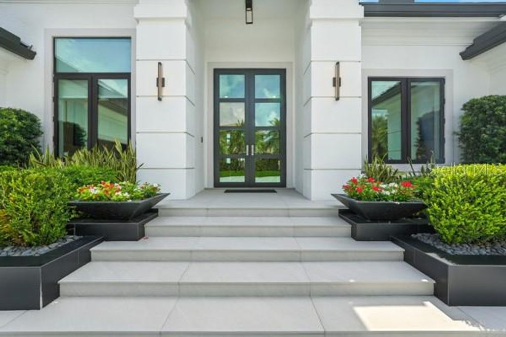 Photo of 6 Cordoba Court, Palm Coast, FL 32137 (MLS # FC318511)