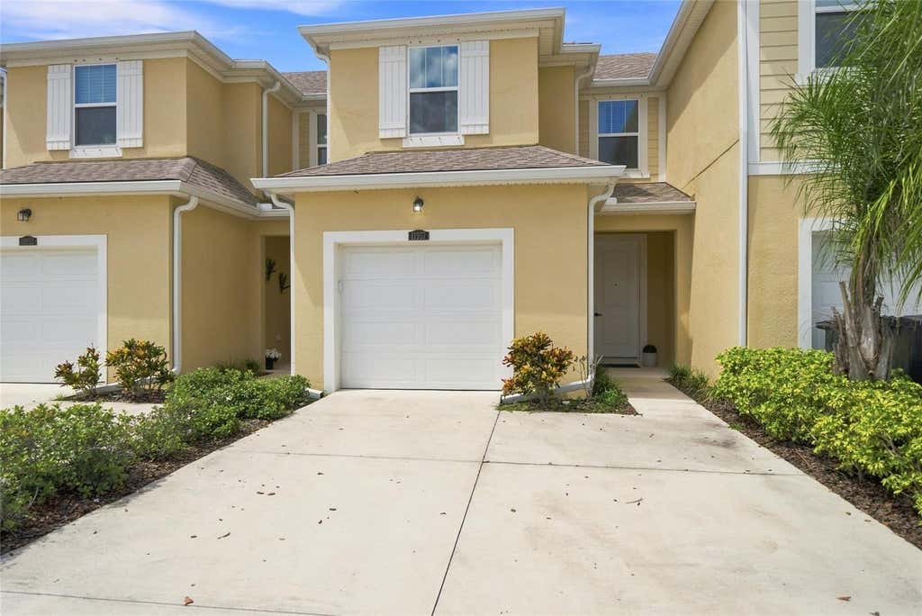 Photo of 11957 Sky Acres Terrace, Lakewood Ranch, FL 34211 (MLS # A4702743)