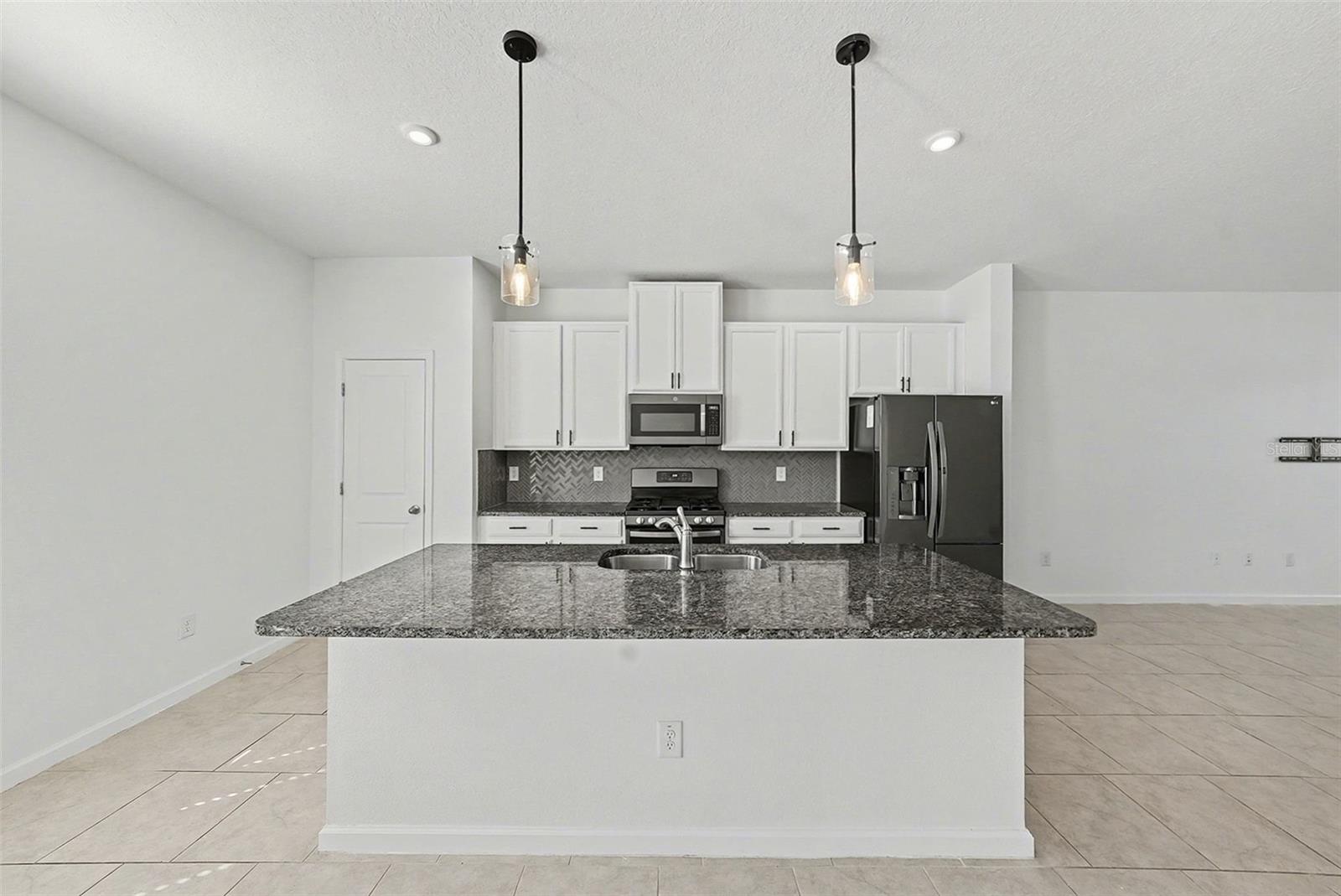 ASTURIA PH 3 - Residential