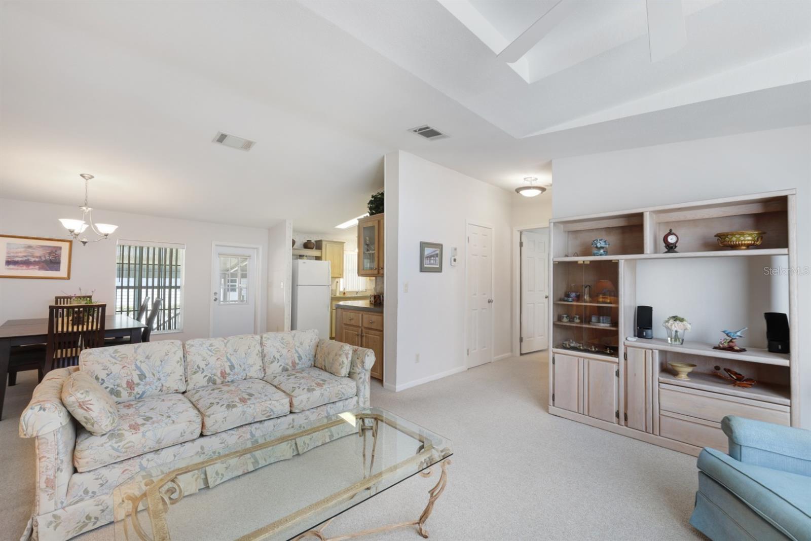 MAPLE LEAF ESTATES - Residential