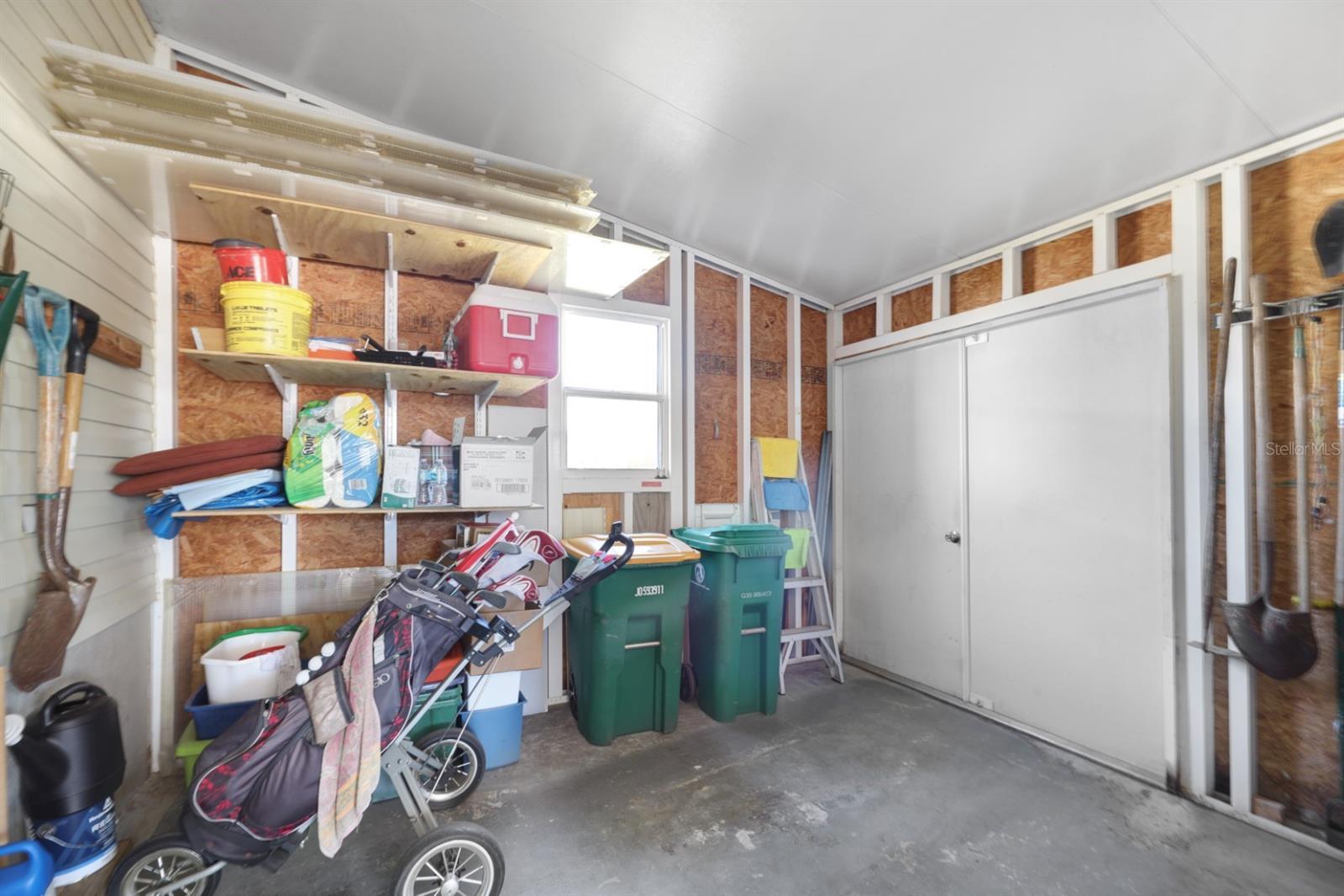 MAPLE LEAF ESTATES - Residential