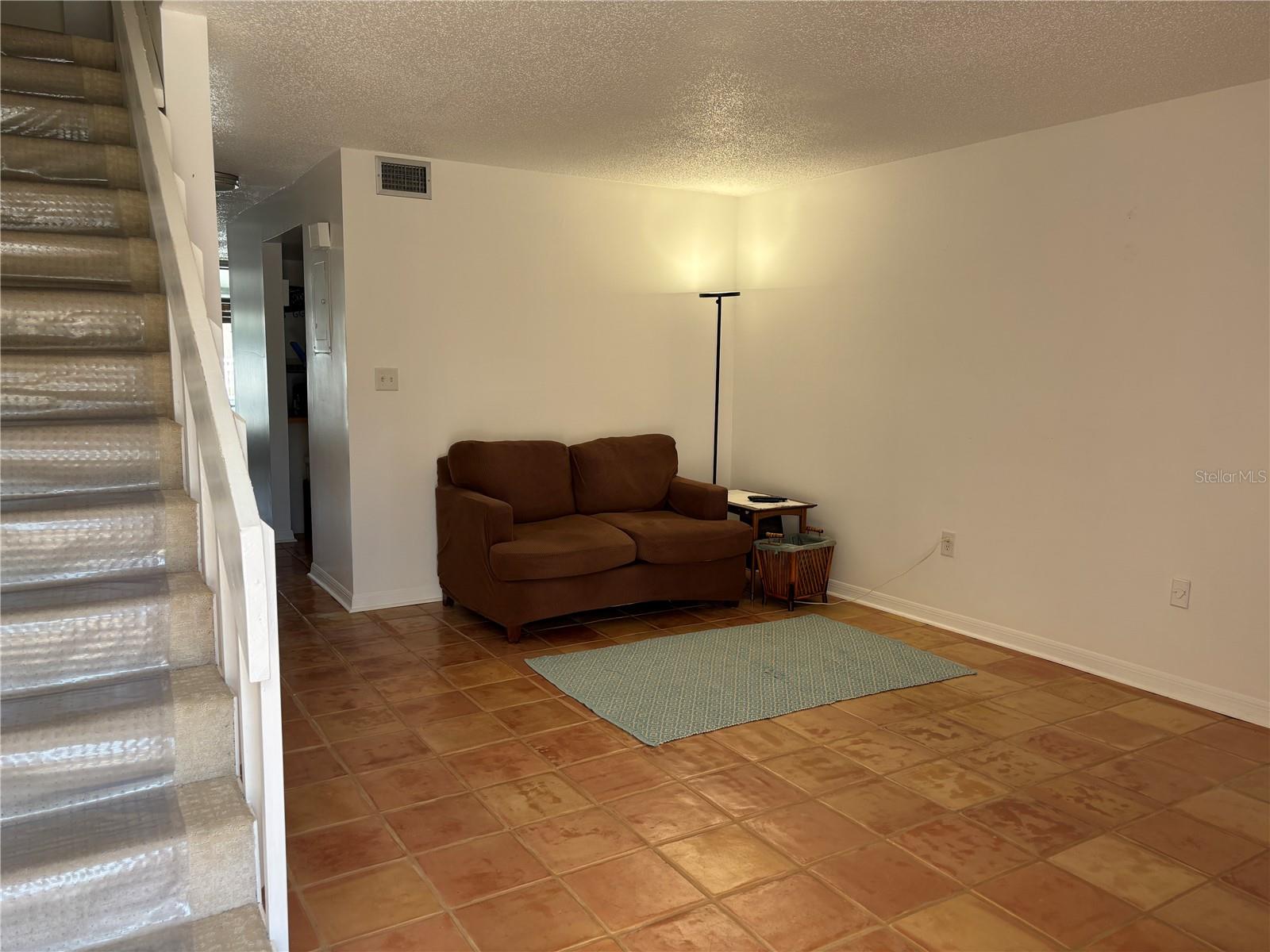 KINGSTON SHORES PH 01 - Residential