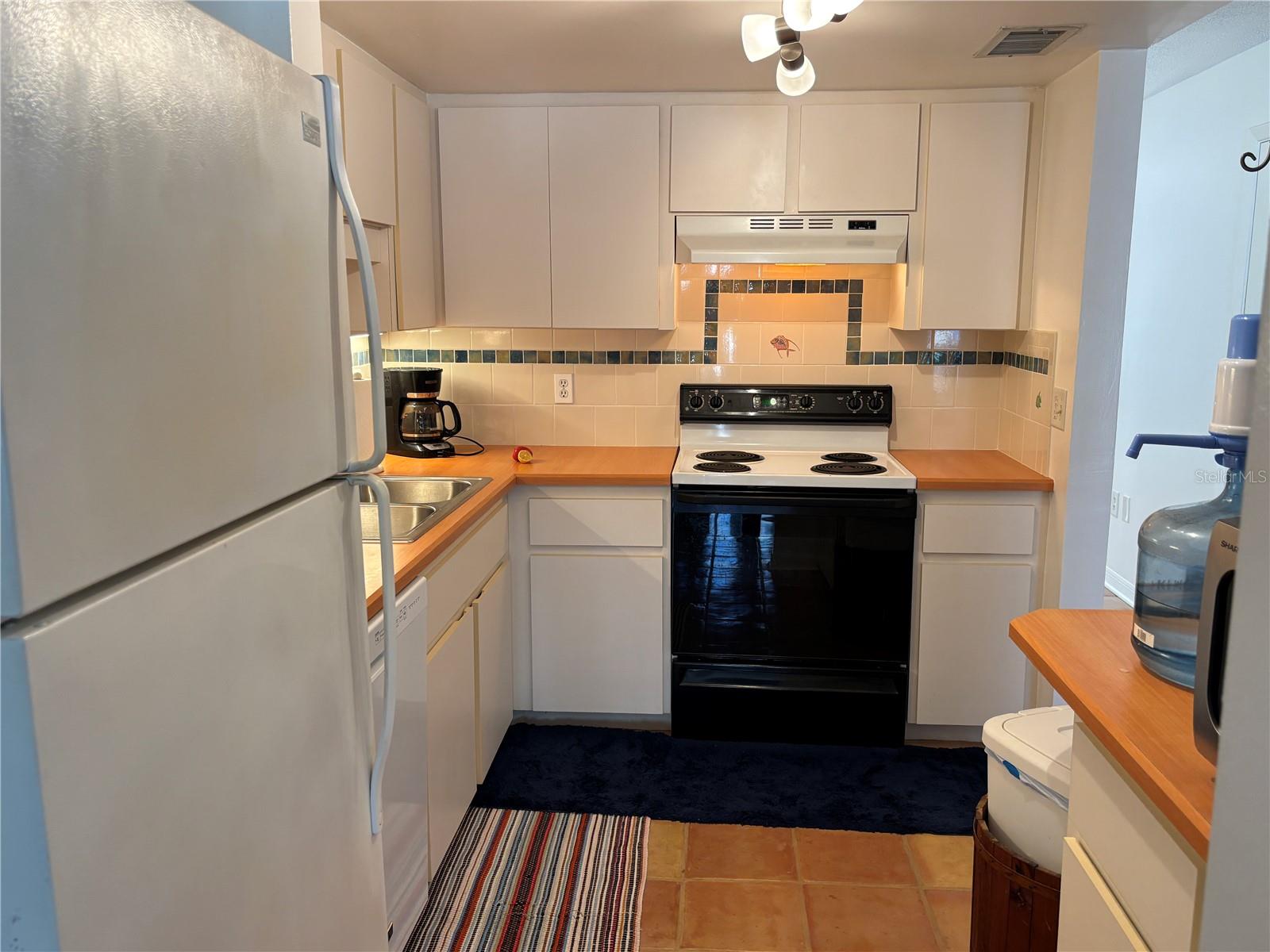 KINGSTON SHORES PH 01 - Residential