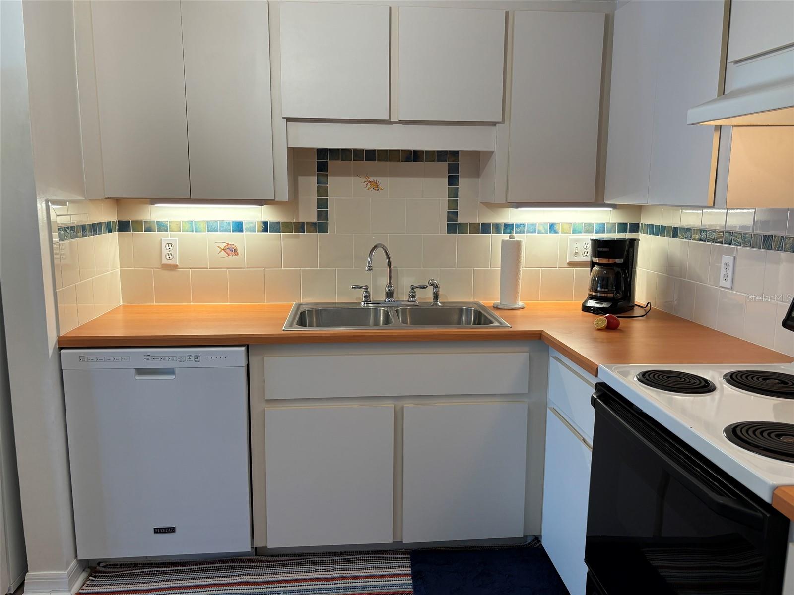 KINGSTON SHORES PH 01 - Residential