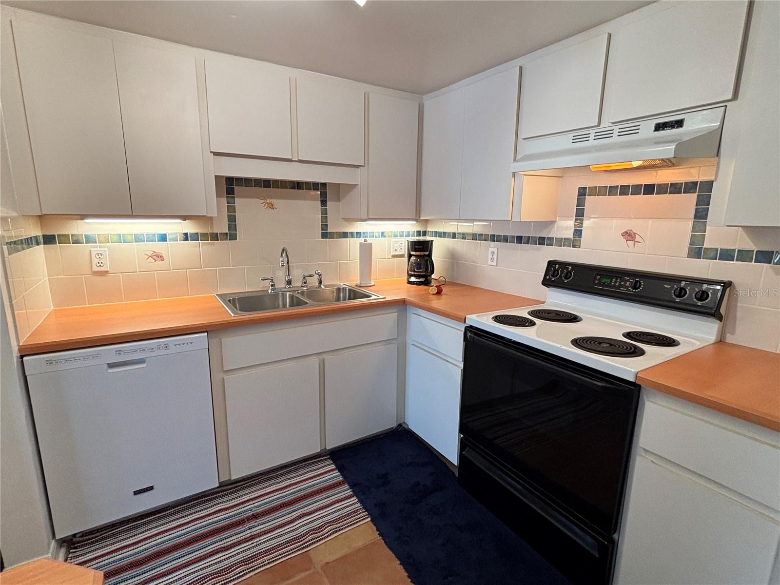 KINGSTON SHORES PH 01 - Residential