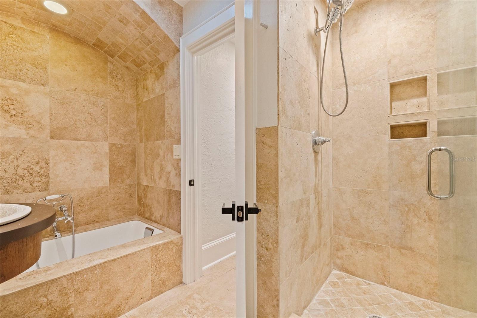 SNELL ISLE BRIGHTWATERS SEC 1 REP - Residential