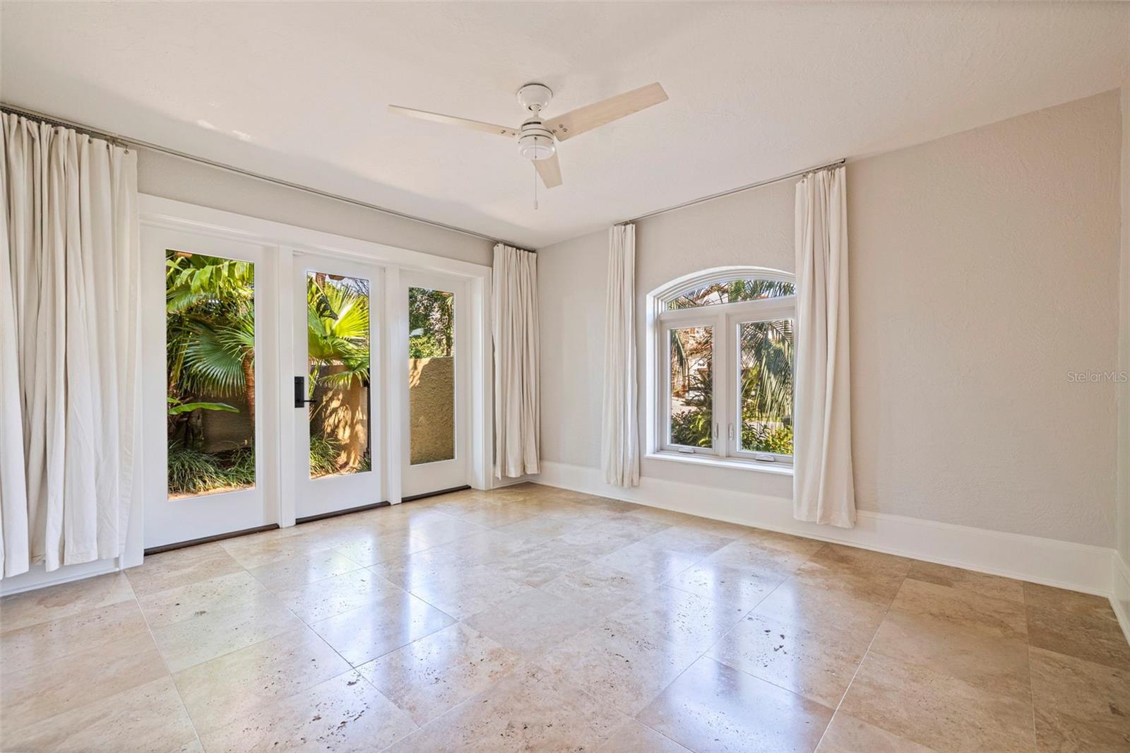 SNELL ISLE BRIGHTWATERS SEC 1 REP - Residential