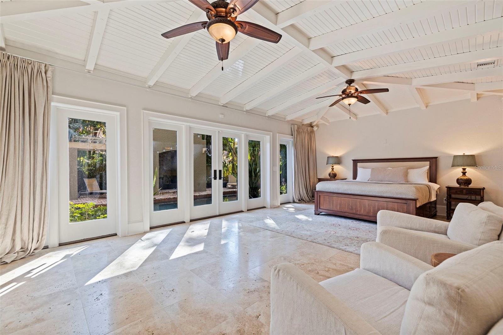 808 BRIGHTWATERS BOULEVARD NE