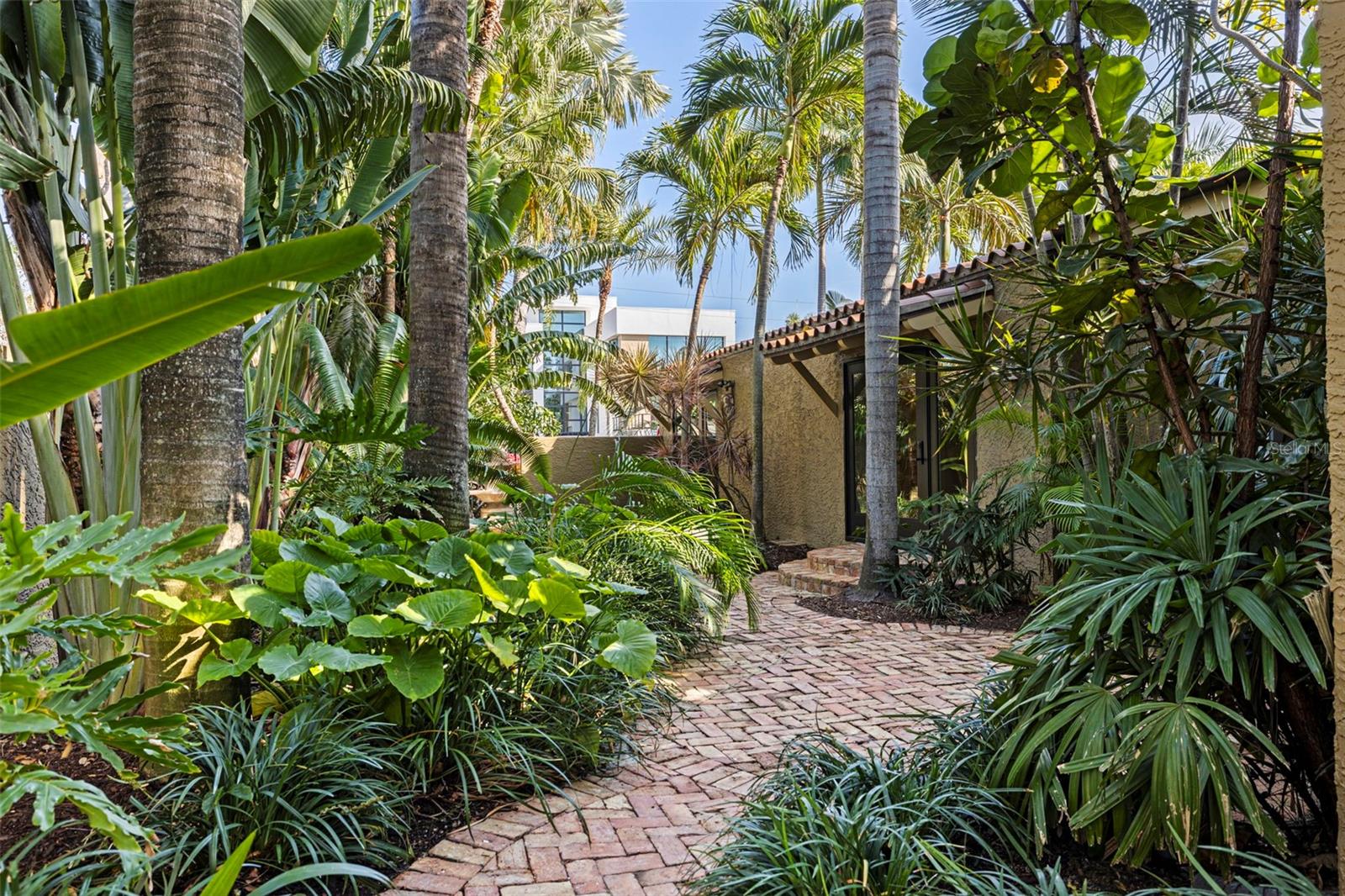 SNELL ISLE BRIGHTWATERS SEC 1 REP - Residential