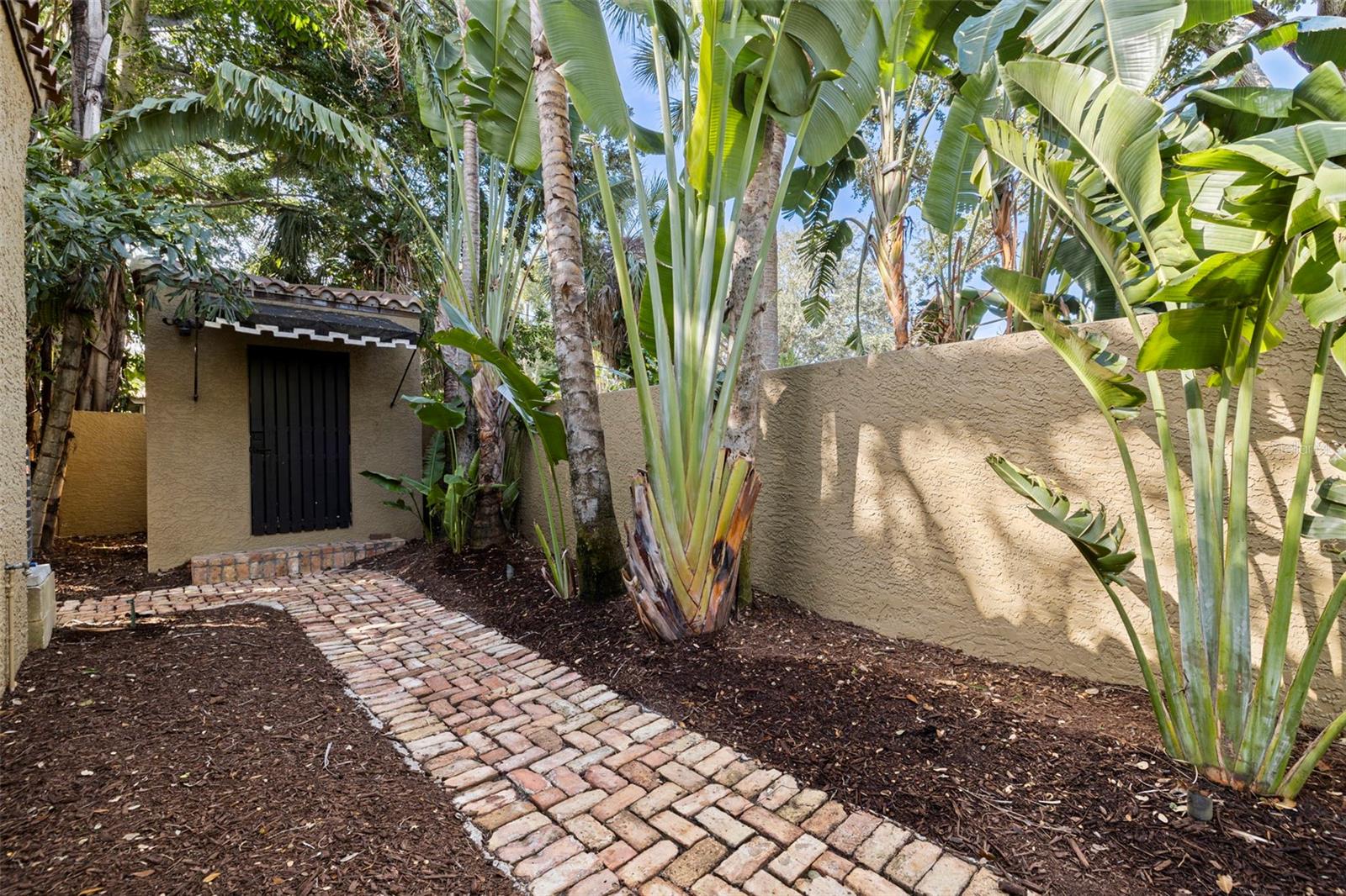 SNELL ISLE BRIGHTWATERS SEC 1 REP - Residential