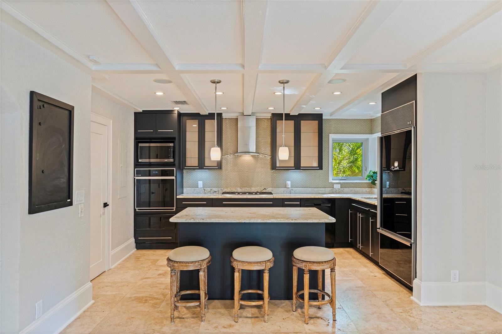 808 BRIGHTWATERS BOULEVARD NE