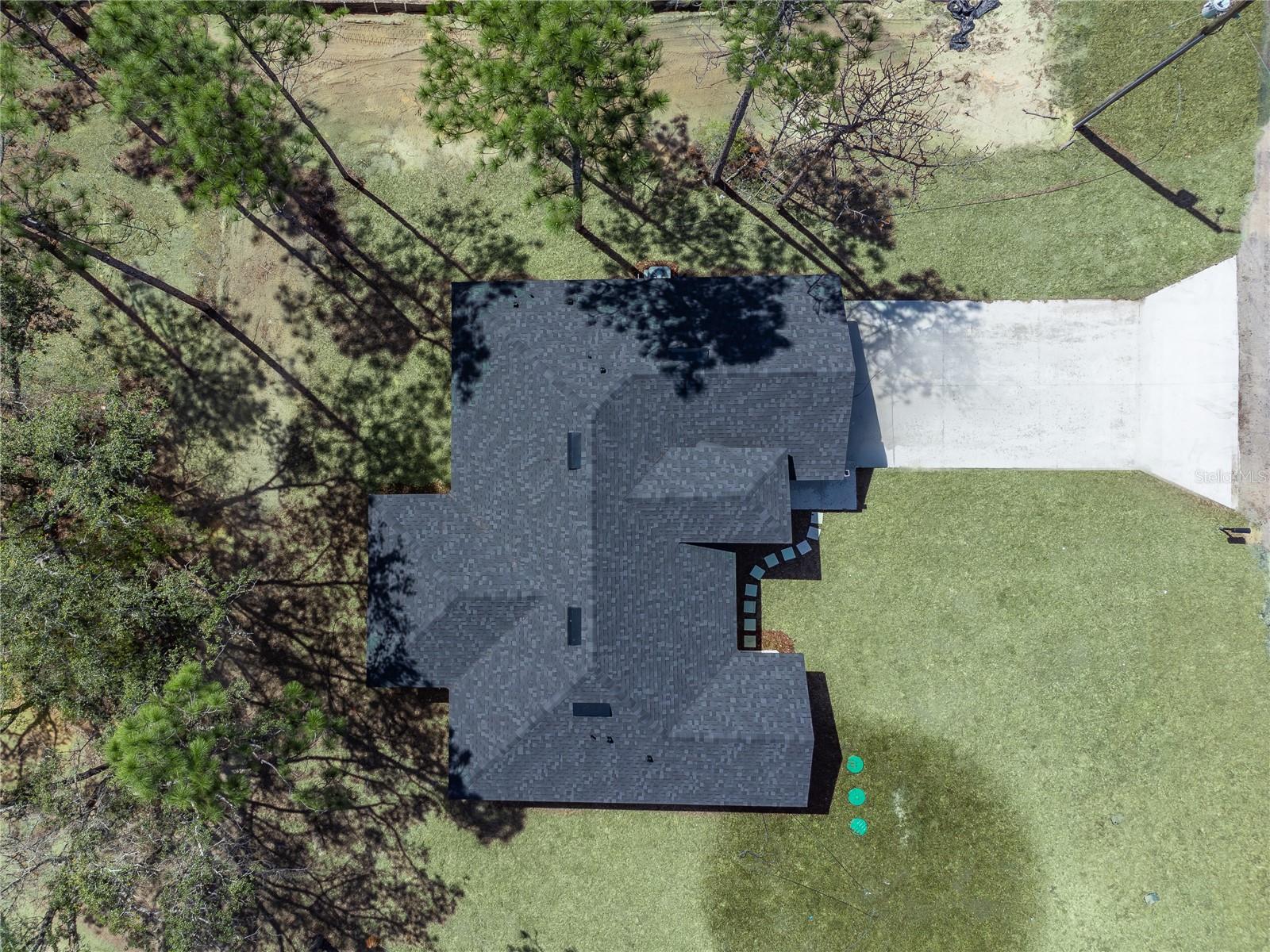 9609 N VAUGHN DRIVE