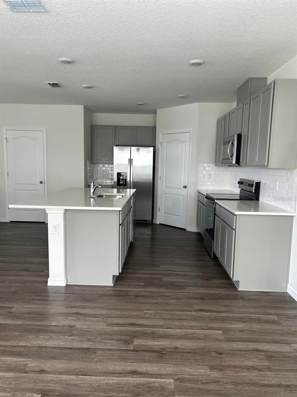 Photo of 5511 Stable Mate Drive, Apopka, FL 32712 (MLS # O6405159)