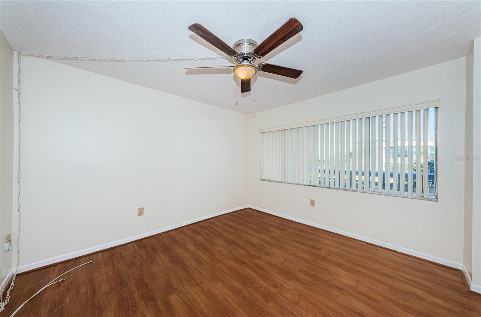 SEMINOLE-ON-THE-GREEN CAVALIER BLDG - Residential