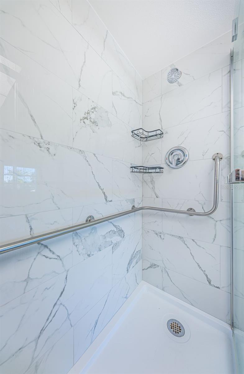 SEMINOLE-ON-THE-GREEN CAVALIER BLDG - Residential