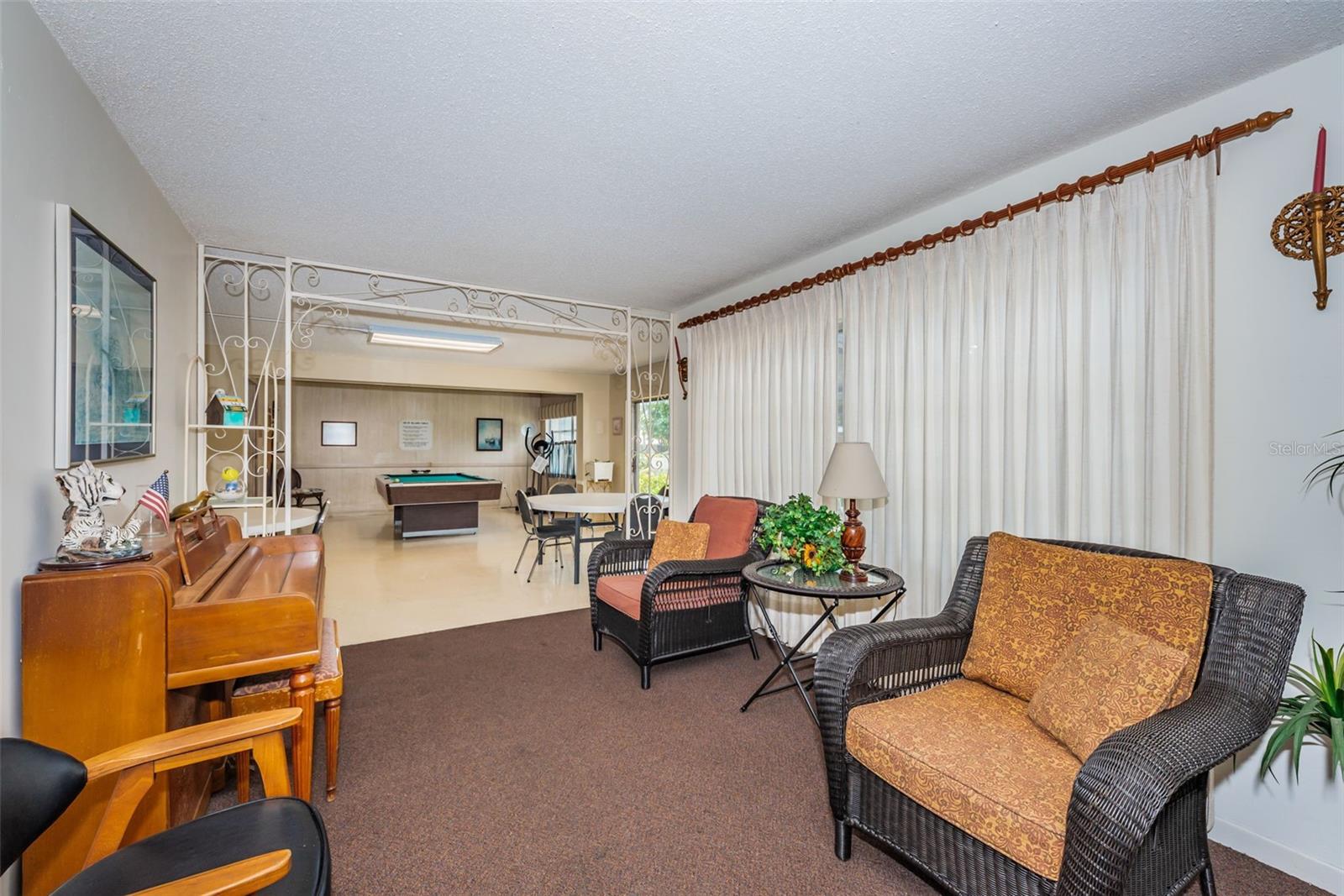 SEMINOLE-ON-THE-GREEN CAVALIER BLDG - Residential