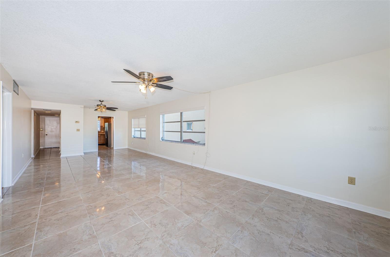 SEMINOLE-ON-THE-GREEN CAVALIER BLDG - Residential