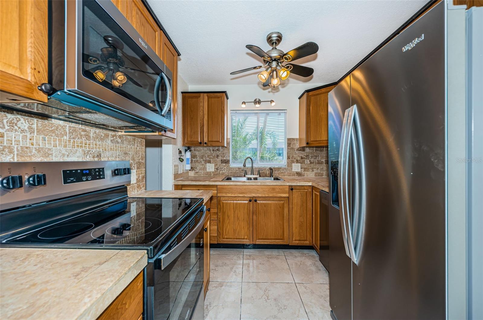 SEMINOLE-ON-THE-GREEN CAVALIER BLDG - Residential