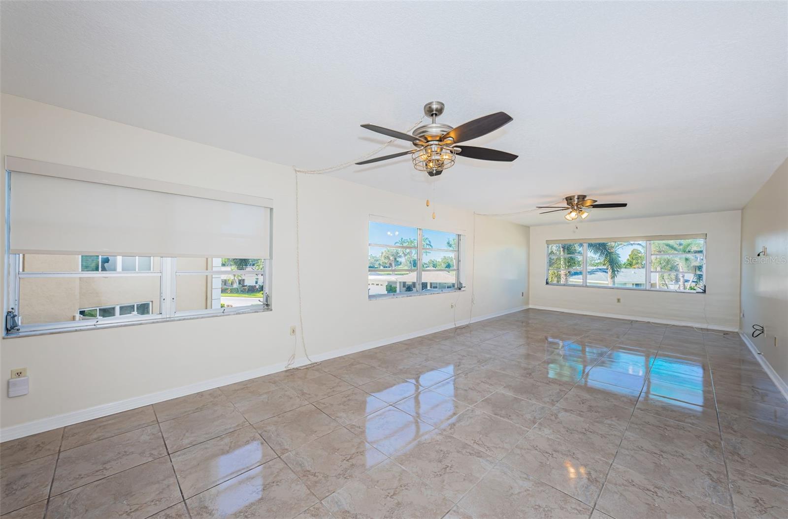 SEMINOLE-ON-THE-GREEN CAVALIER BLDG - Residential