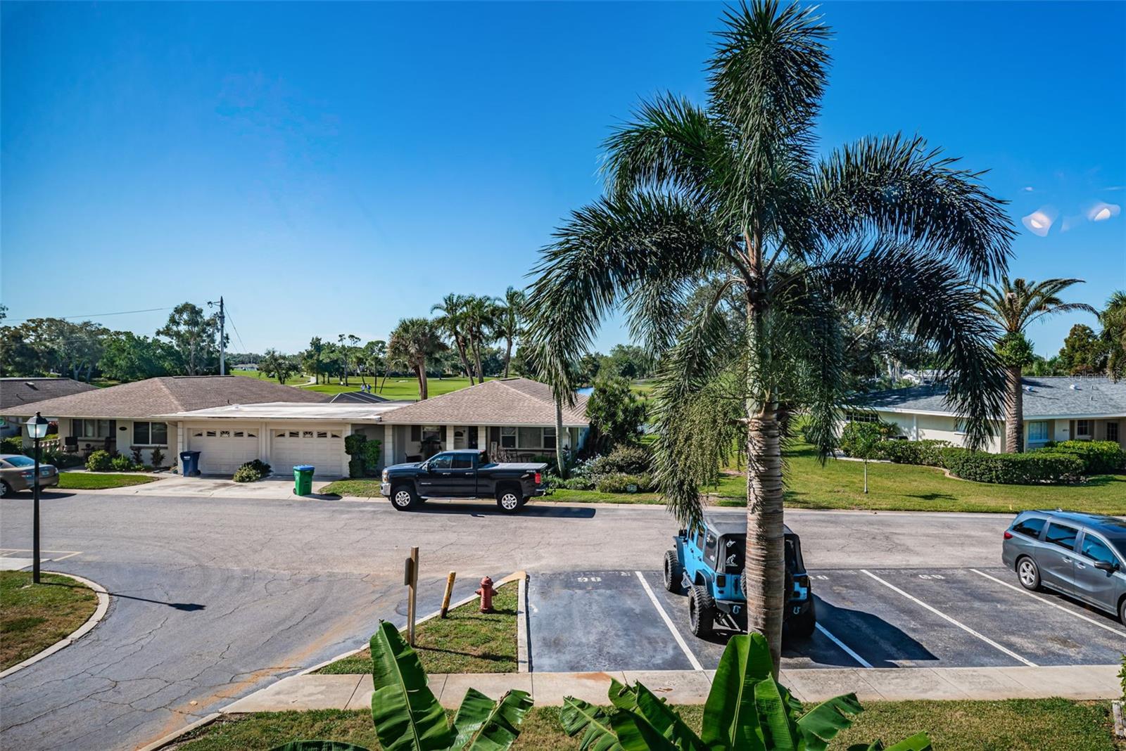 SEMINOLE-ON-THE-GREEN CAVALIER BLDG - Residential