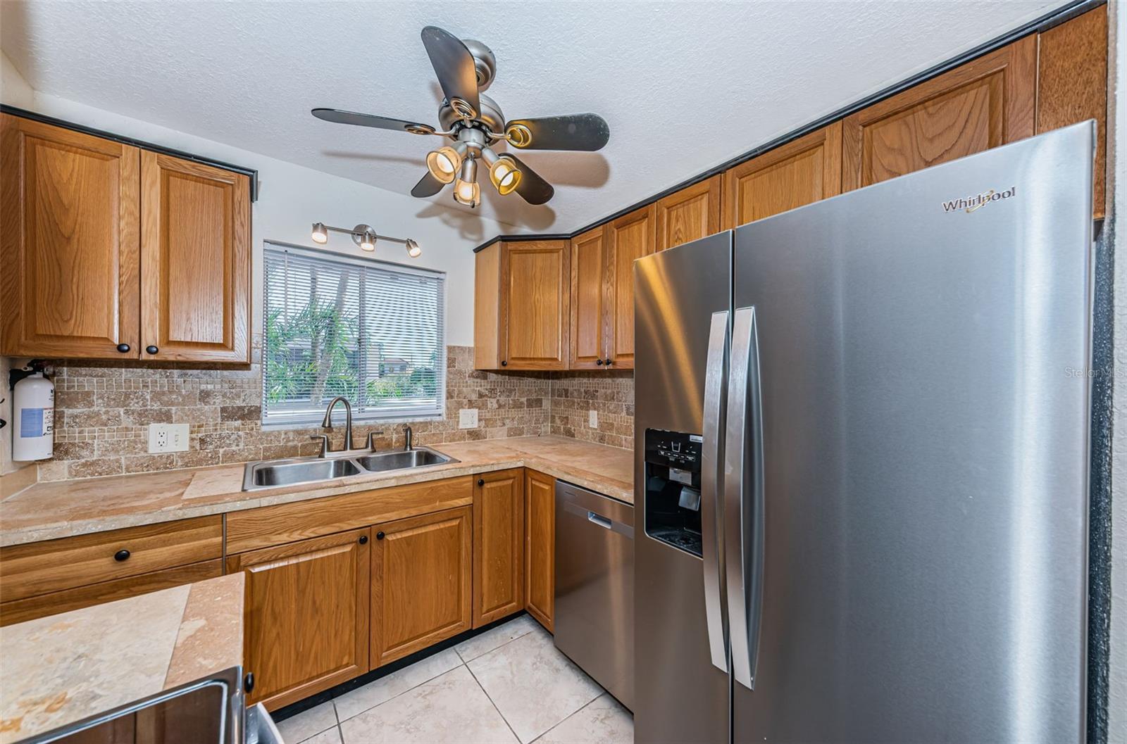 SEMINOLE-ON-THE-GREEN CAVALIER BLDG - Residential