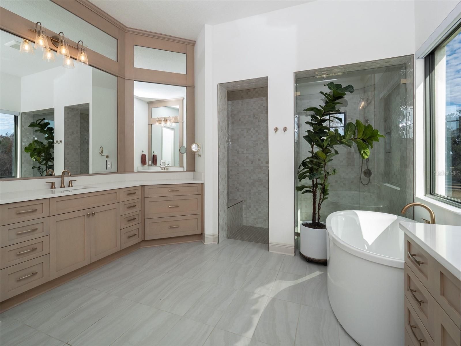 VIA PARADISUS - Residential