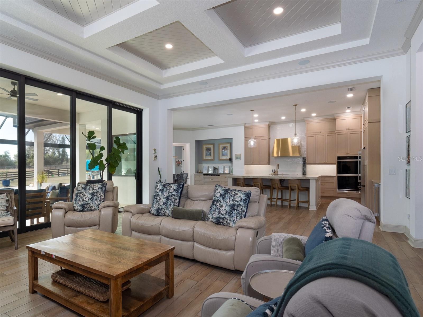 VIA PARADISUS - Residential