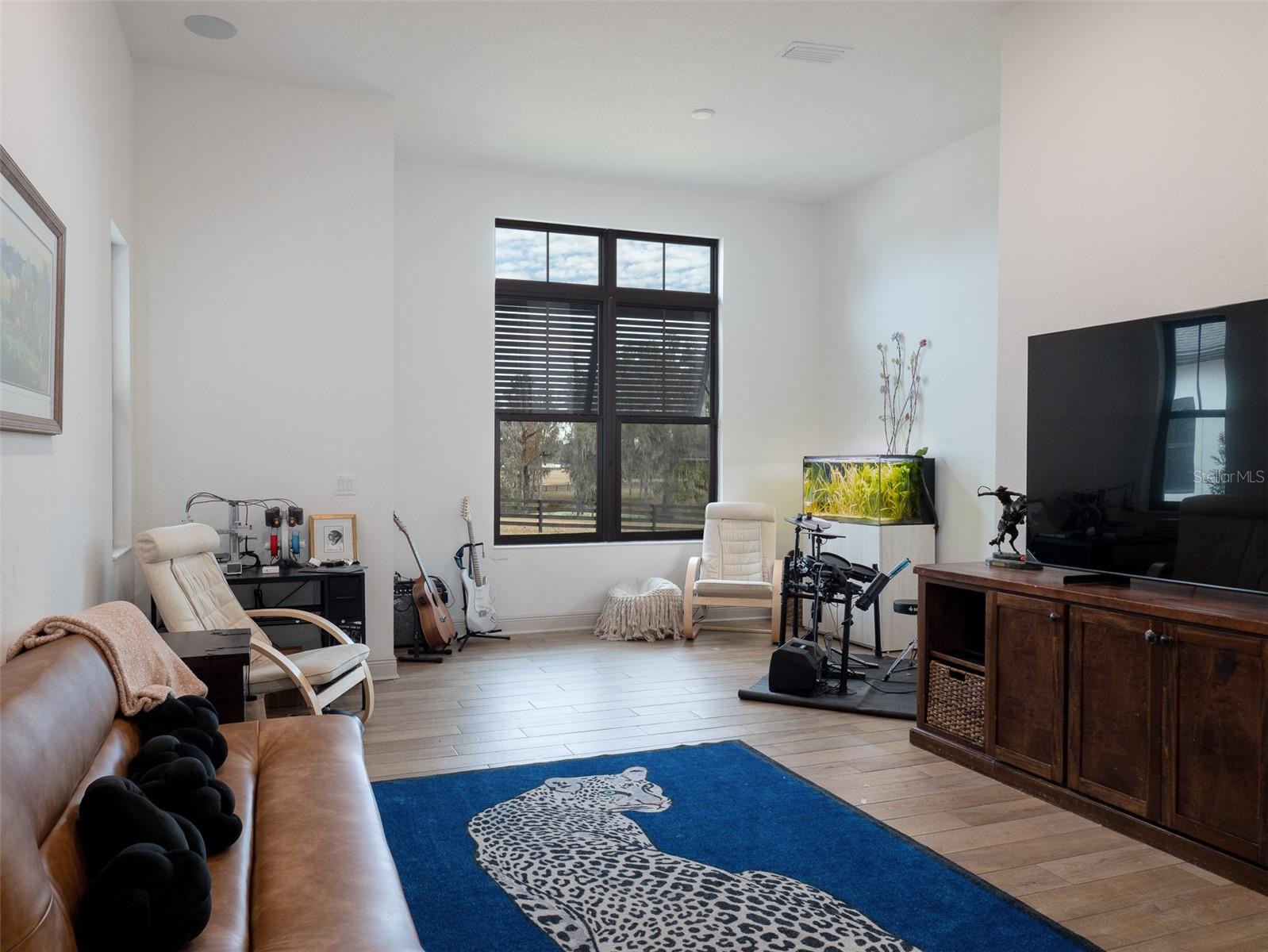 VIA PARADISUS - Residential